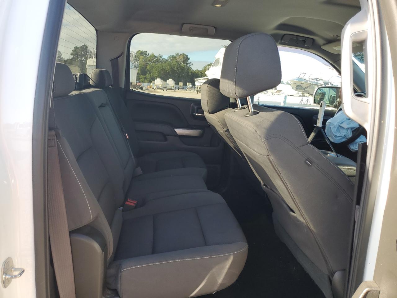 2017 Chevrolet Silverado K1500 Lt VIN: 3GCUKREC8HG468925 Lot: 82223475