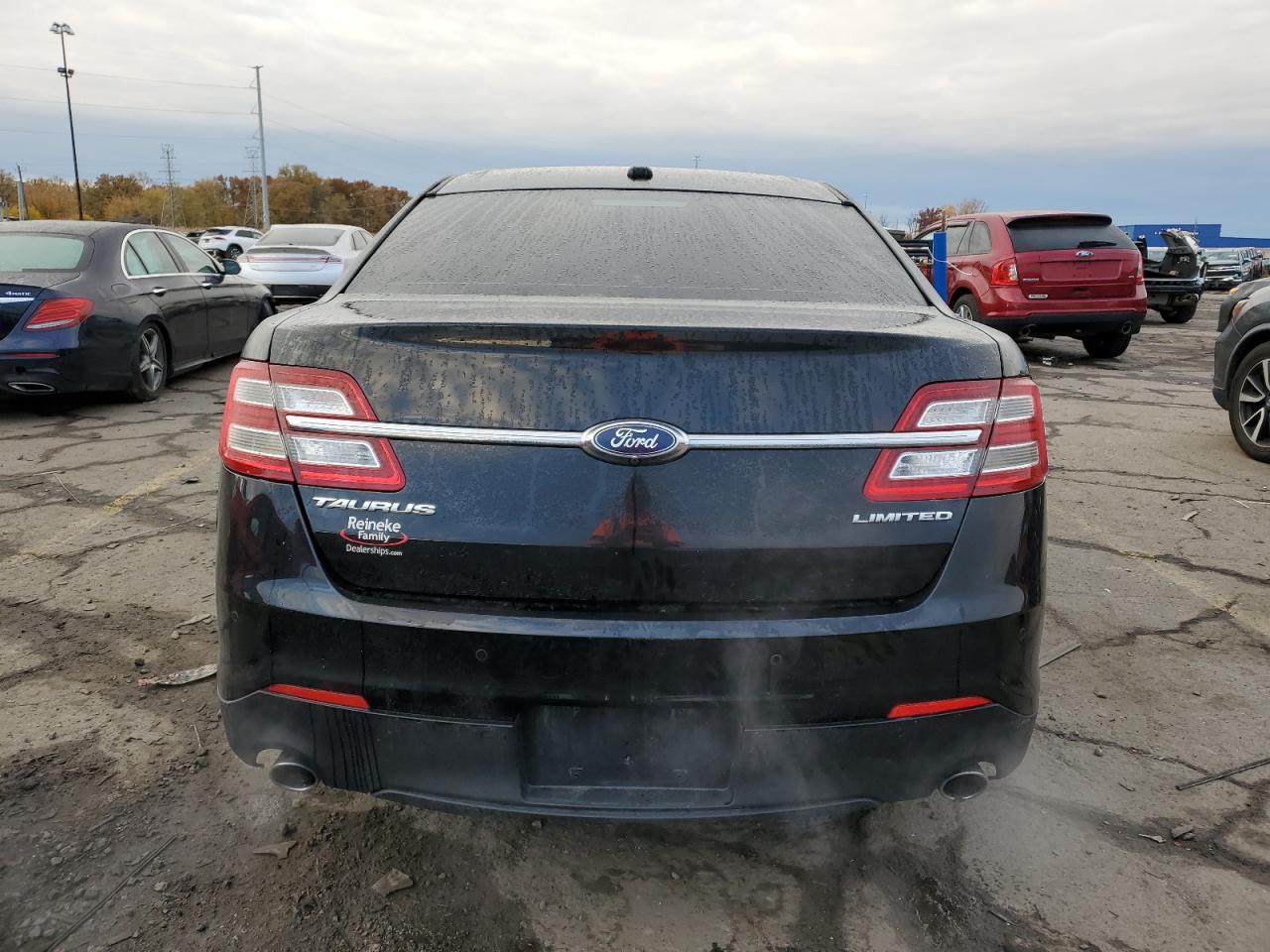 2017 Ford Taurus Limited VIN: 1FAHP2F81HG113293 Lot: 90880535