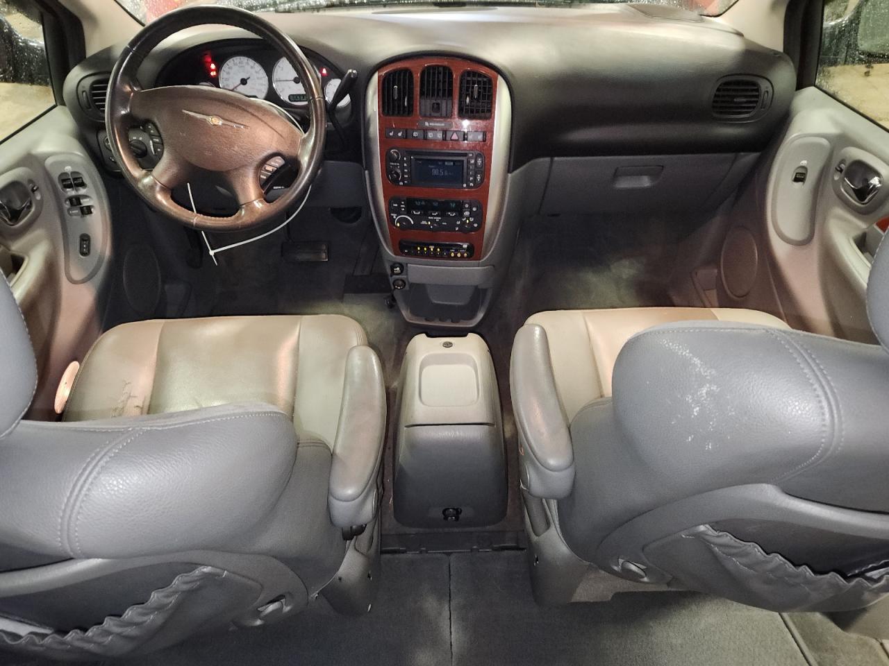 2005 Chrysler Town & Country Limited VIN: 2C4GP64L85R512782 Lot: 85662885