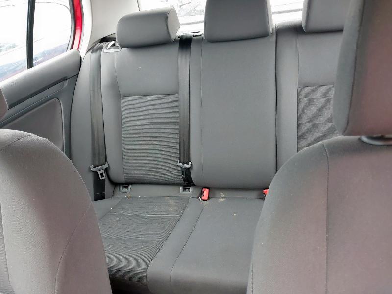 2004 VOLKSWAGEN GOLF S SDI 