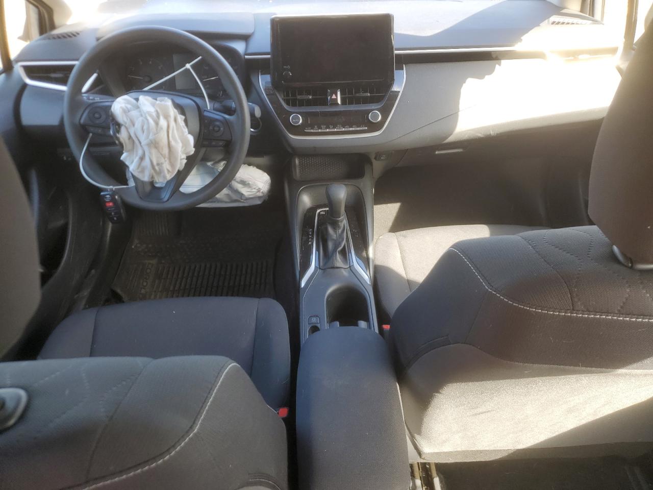 2024 Toyota Corolla Le VIN: JTDBCMFE6R3054411 Lot: 84358255