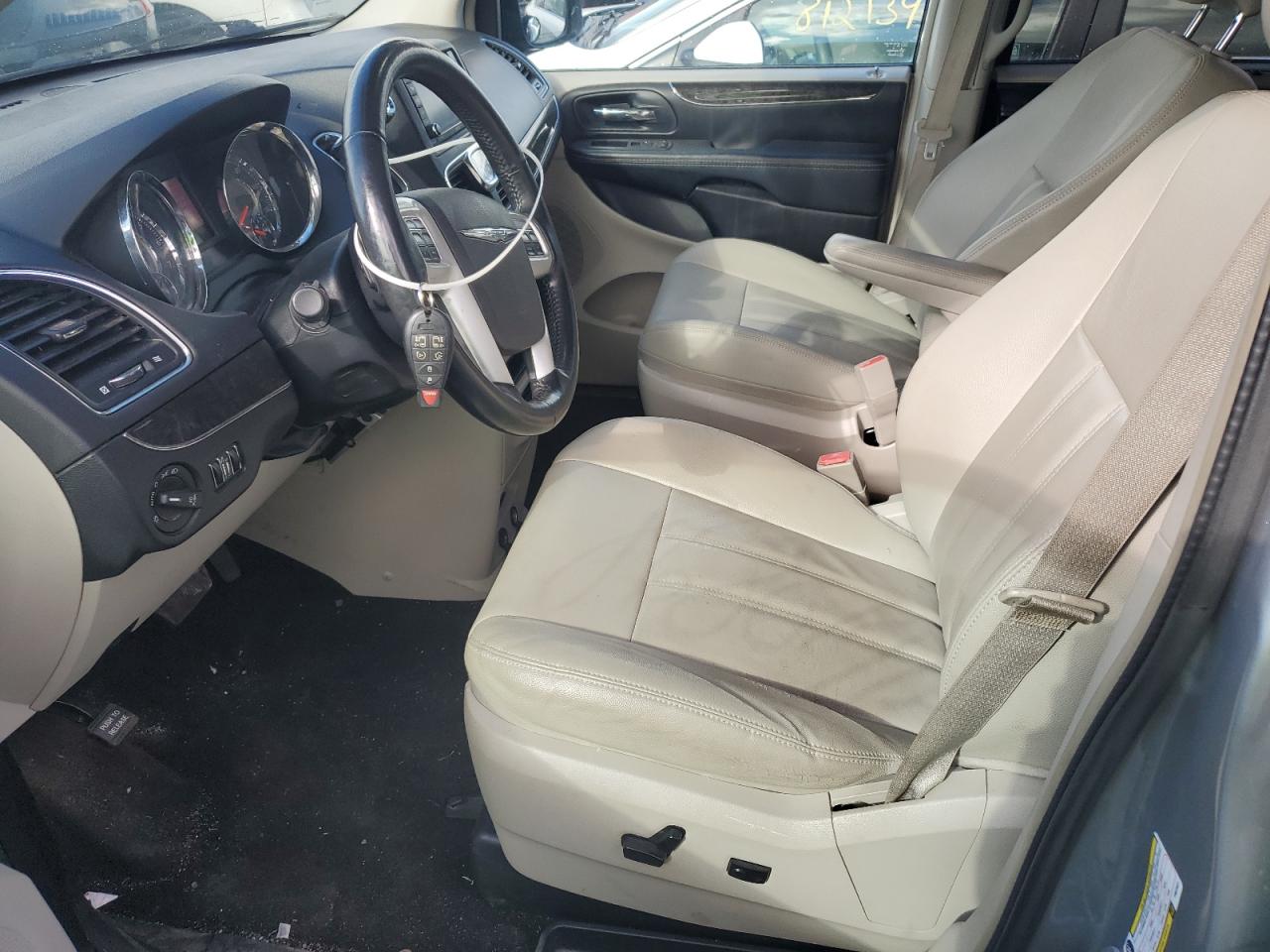 2015 Chrysler Town & Country Touring VIN: 2C4RC1BG2FR629921 Lot: 86801415