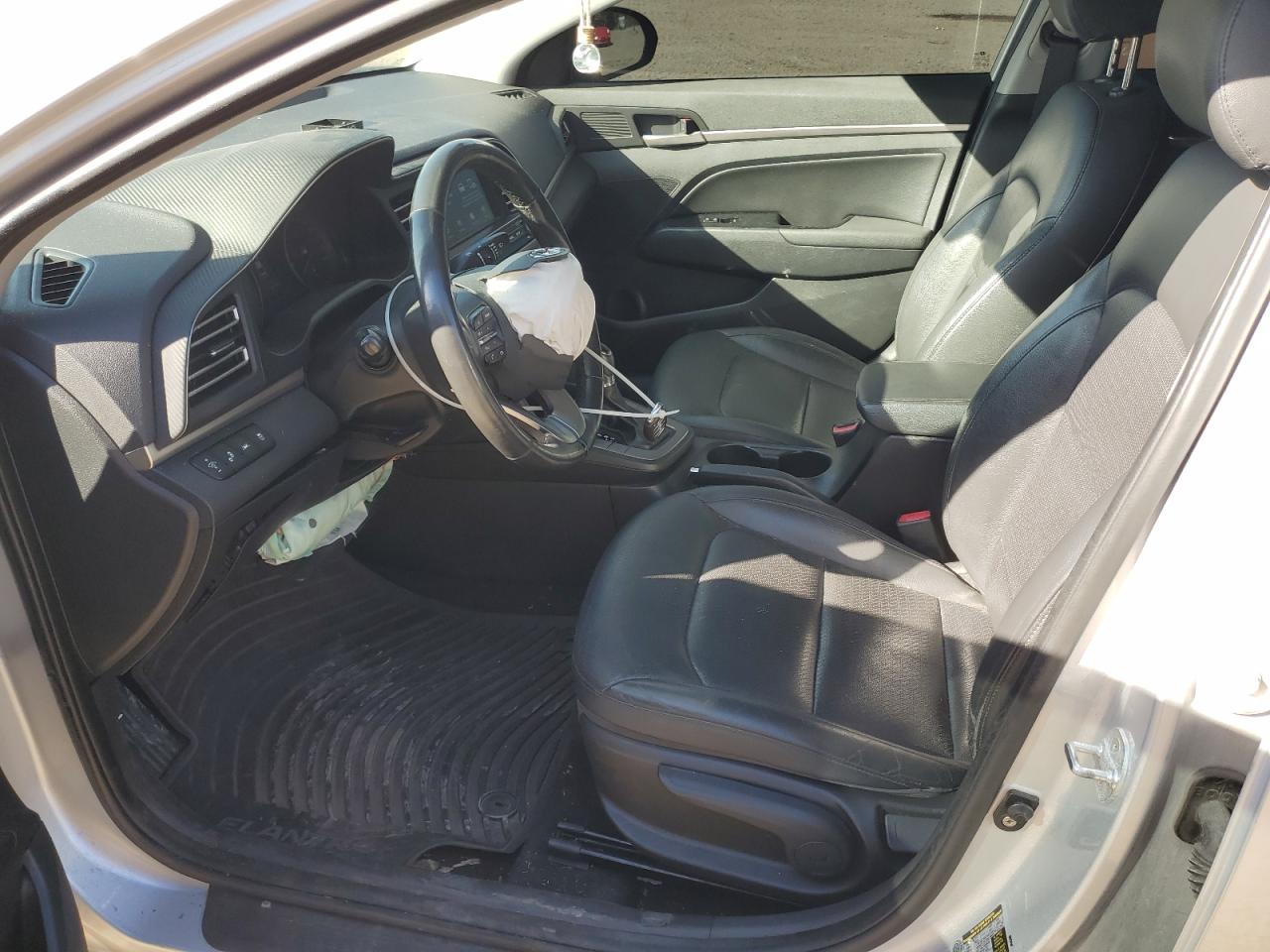 2019 Hyundai Elantra Sel VIN: KMHD84LFXKU798872 Lot: 84014395