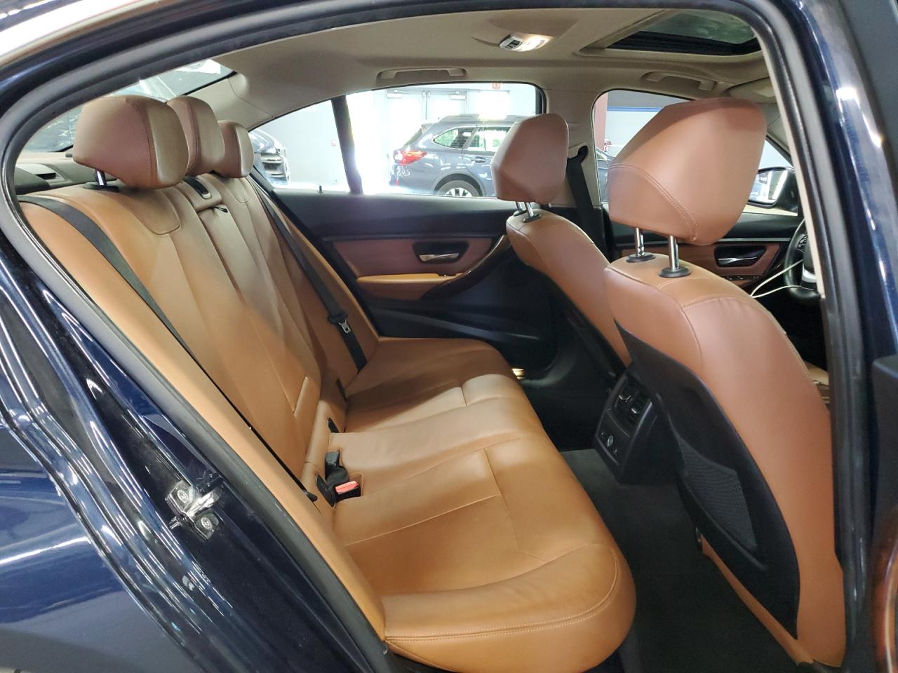 2013 BMW 328 Xi VIN: WBA3B3C51DF530042 Lot: 85133085