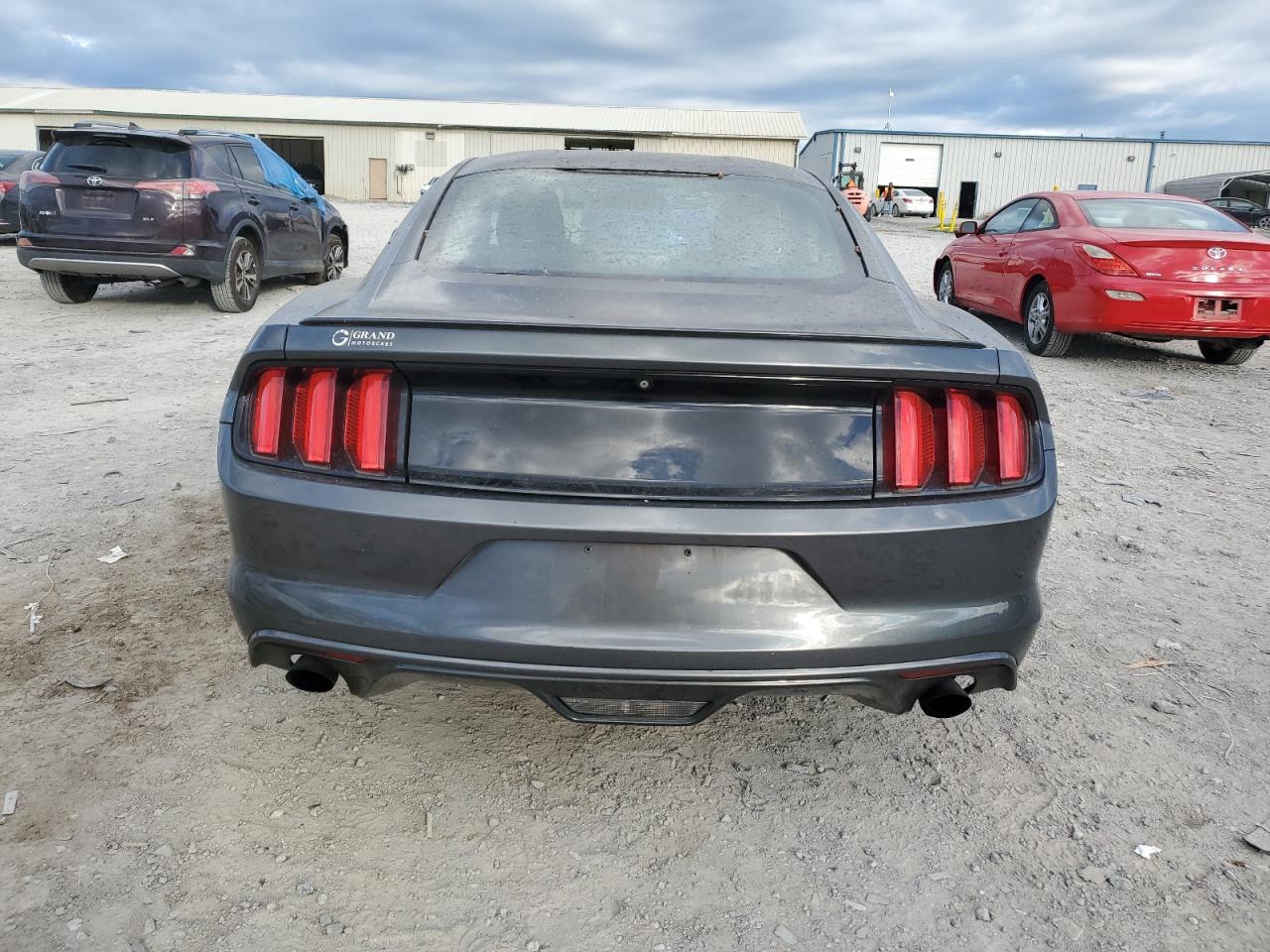 2015 Ford Mustang VIN: 1FA6P8TH5F5317327 Lot: 85902905