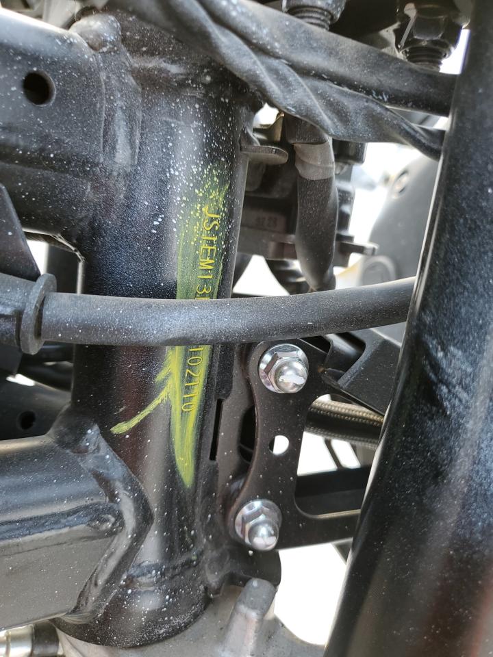 2024 Suzuki Gsx800 F VIN: JS1EM13B6R7102110 Lot: 82769085