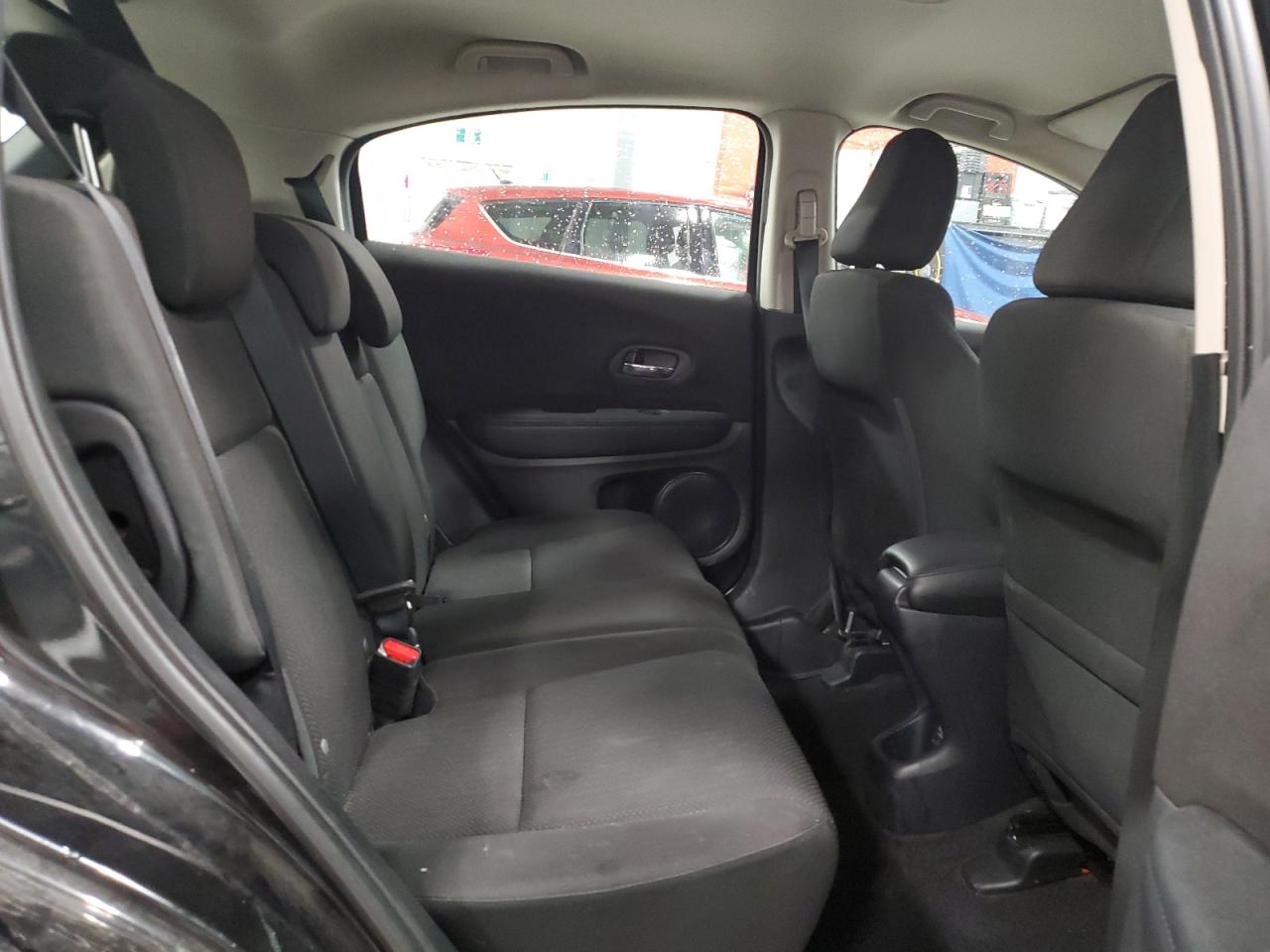 2018 Honda Hr-V Lx VIN: 3CZRU6H33JM106125 Lot: 85524575