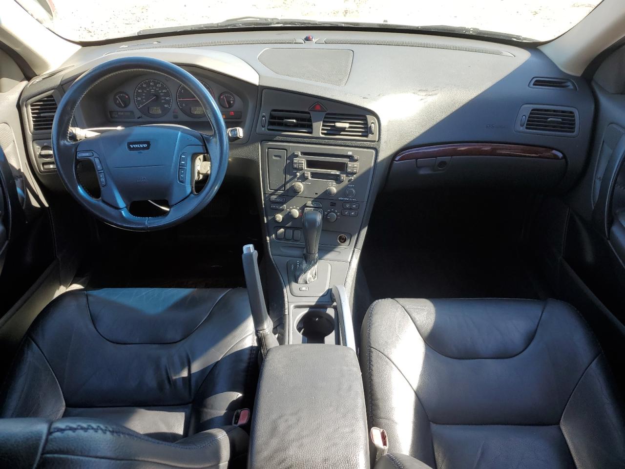 2002 Volvo V70 Xc VIN: YV1SZ58D021068728 Lot: 85172785