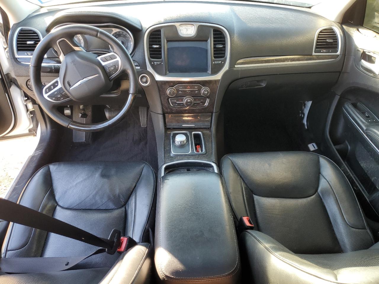 2017 Chrysler 300C VIN: 2C3CCAEG2HH586700 Lot: 85312975