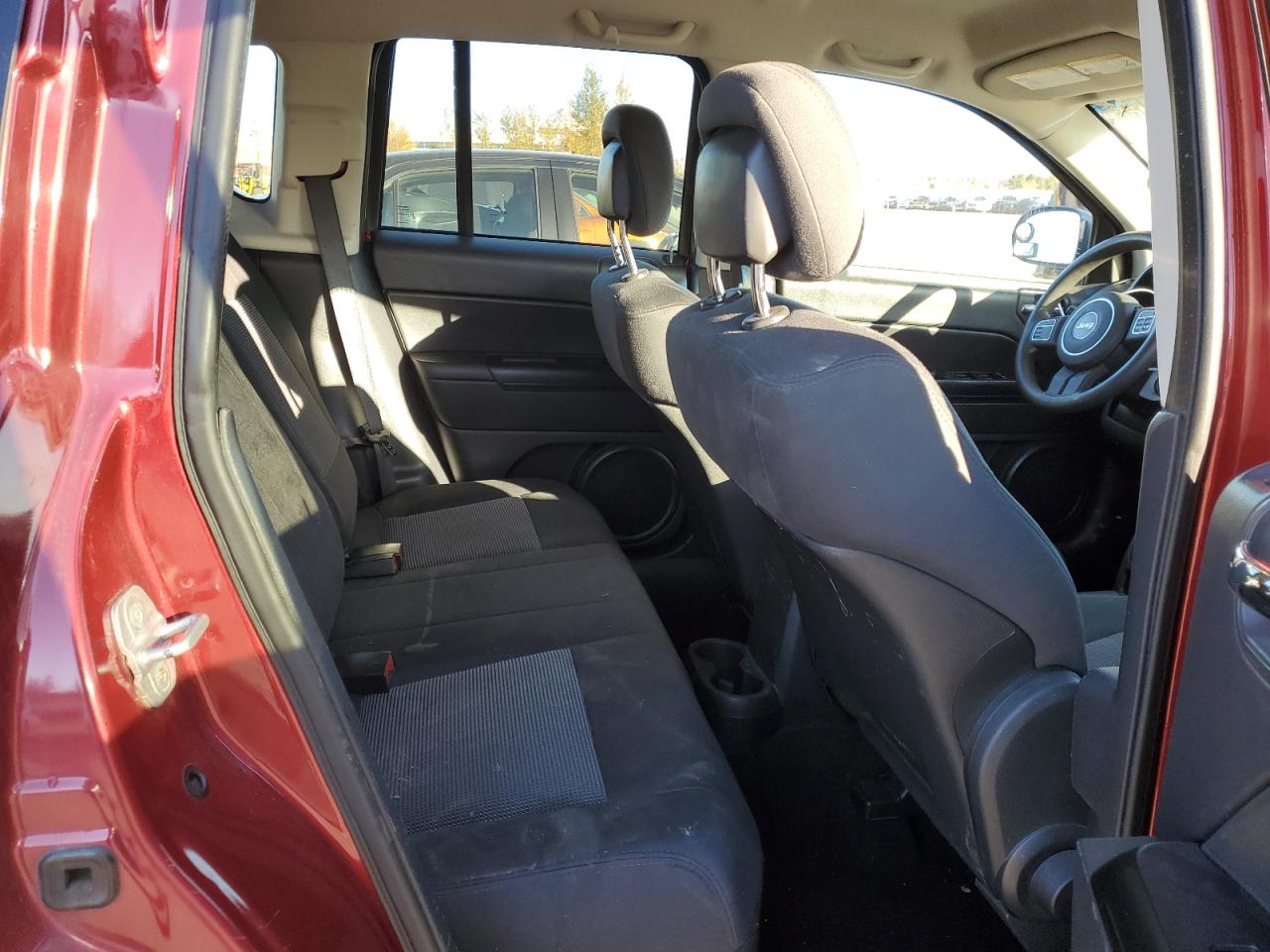 2012 Jeep Compass VIN: 1C4NJCAB4CD570956 Lot: 85690565