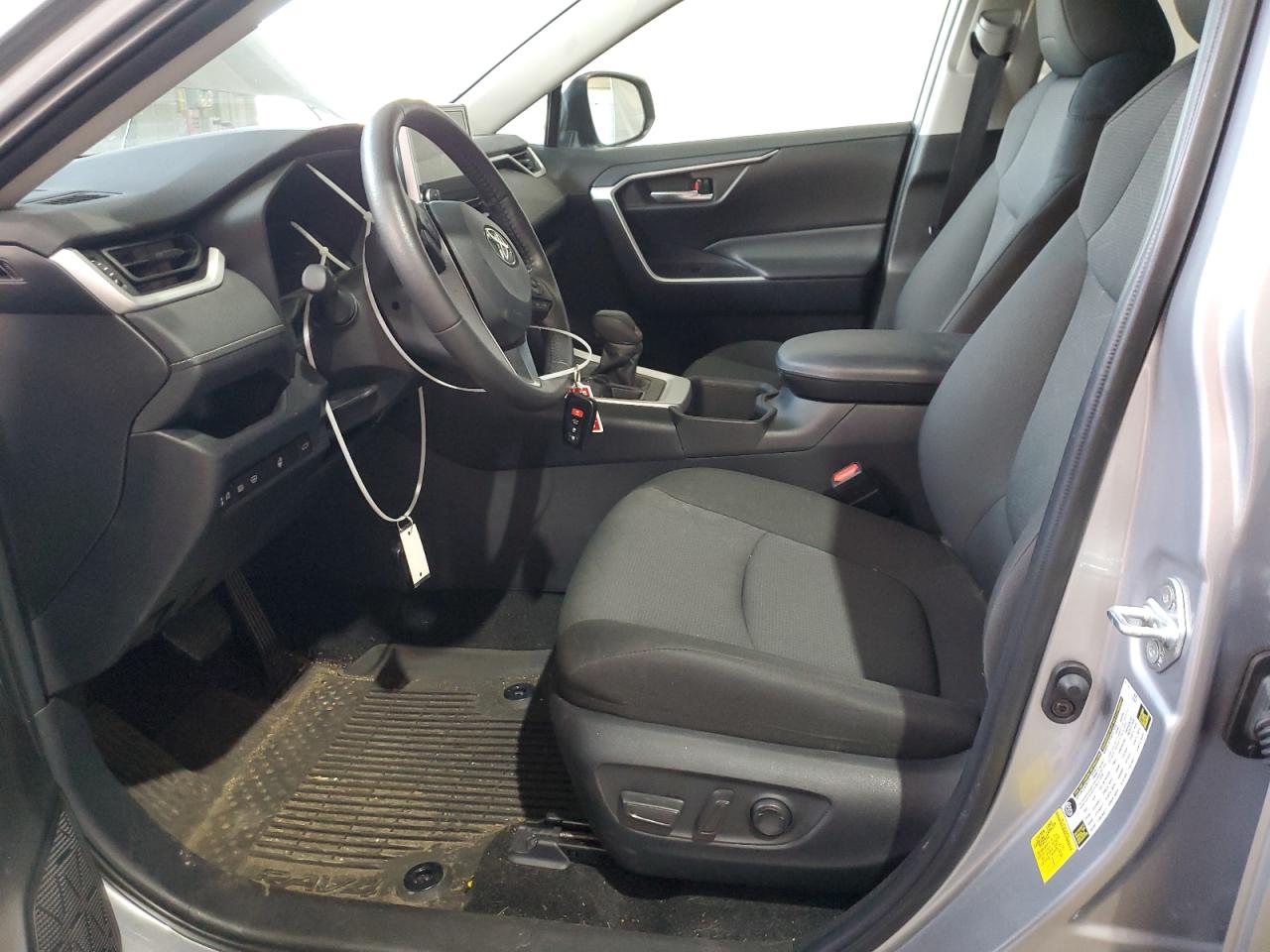 2024 Toyota Rav4 Xle VIN: 2T3P1RFV8RC472136 Lot: 84959055