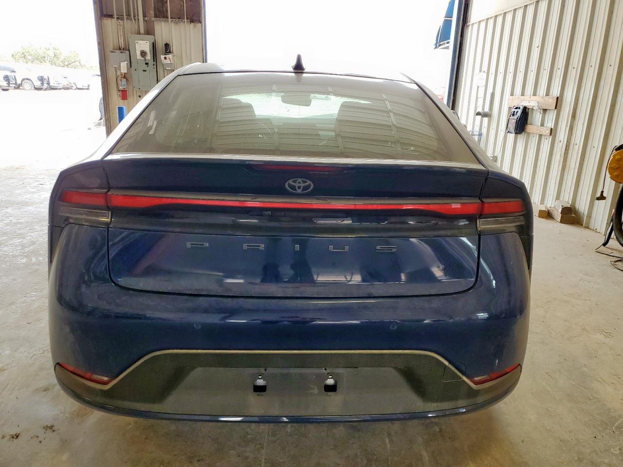 2023 Toyota Prius Le VIN: JTDACAAU2P3009892 Lot: 86162535