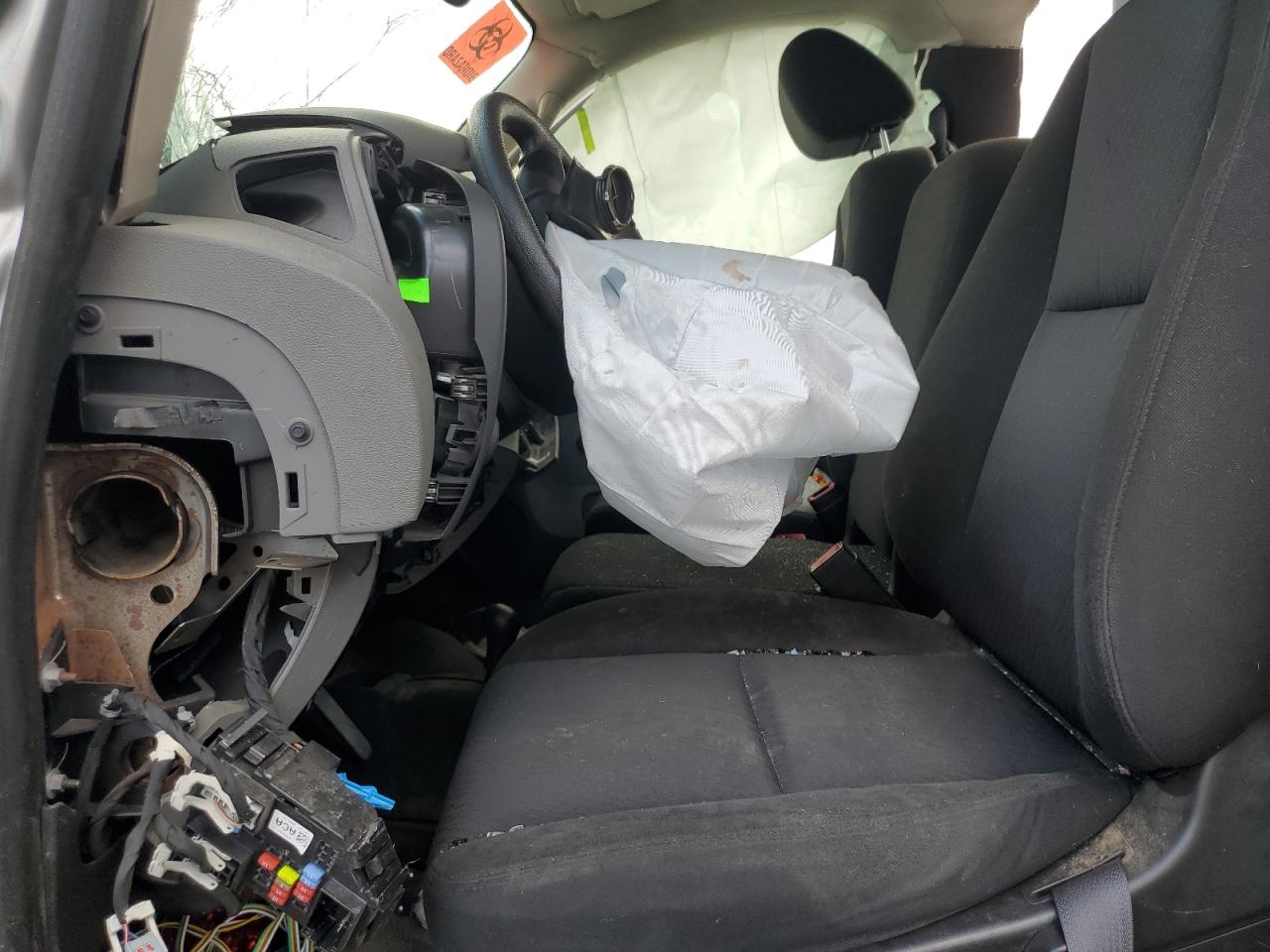 2011 Chevrolet Silverado K1500 VIN: 1GCNKPEX8BZ249241 Lot: 85282245