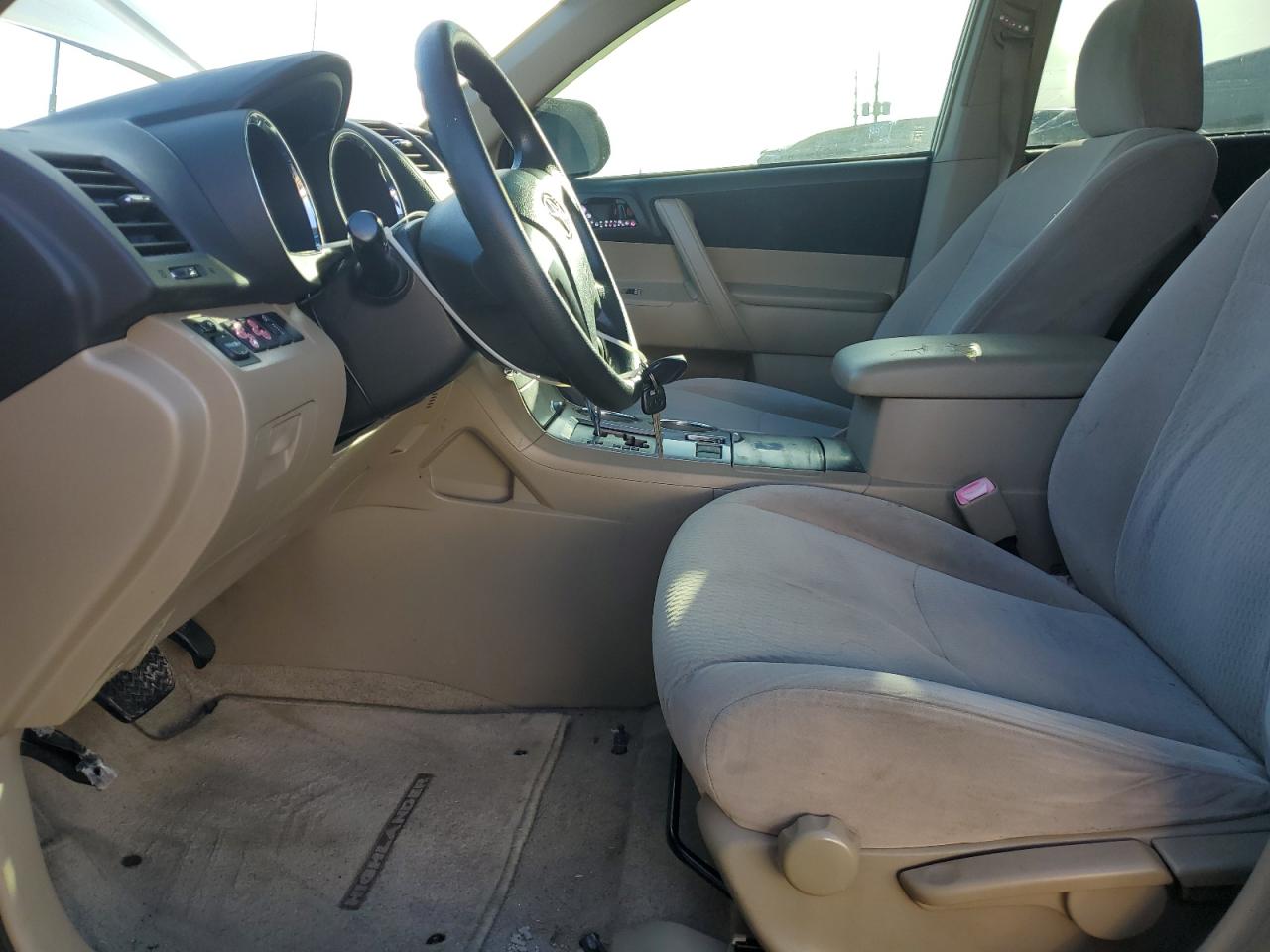 2009 Toyota Highlander VIN: JTEDA41A892000886 Lot: 82295375