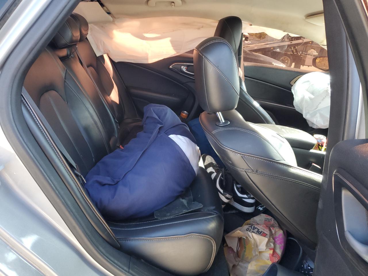 2015 Chrysler 200 C VIN: 1C3CCCCB4FN567153 Lot: 90307945