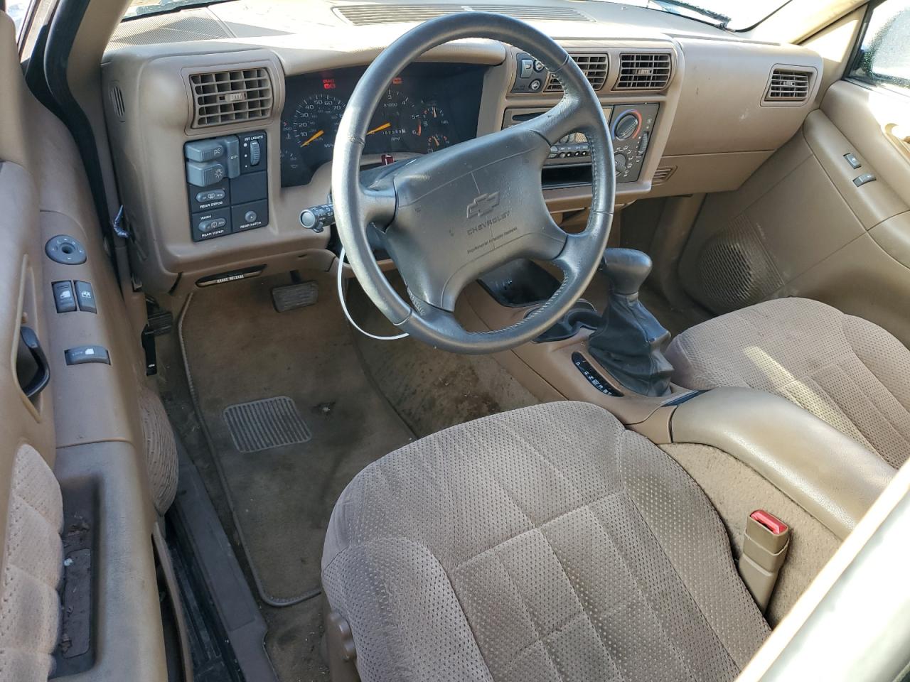 1997 Chevrolet Blazer VIN: 1GNCT18W6VK121296 Lot: 86442035