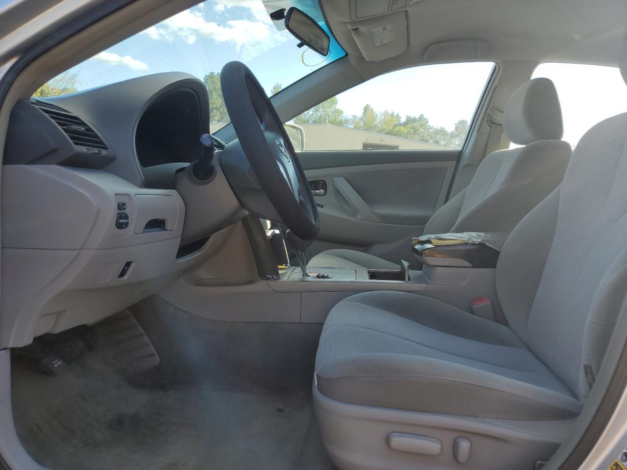 2010 Toyota Camry Base VIN: 4T1BF3EK4AU052837 Lot: 85325885