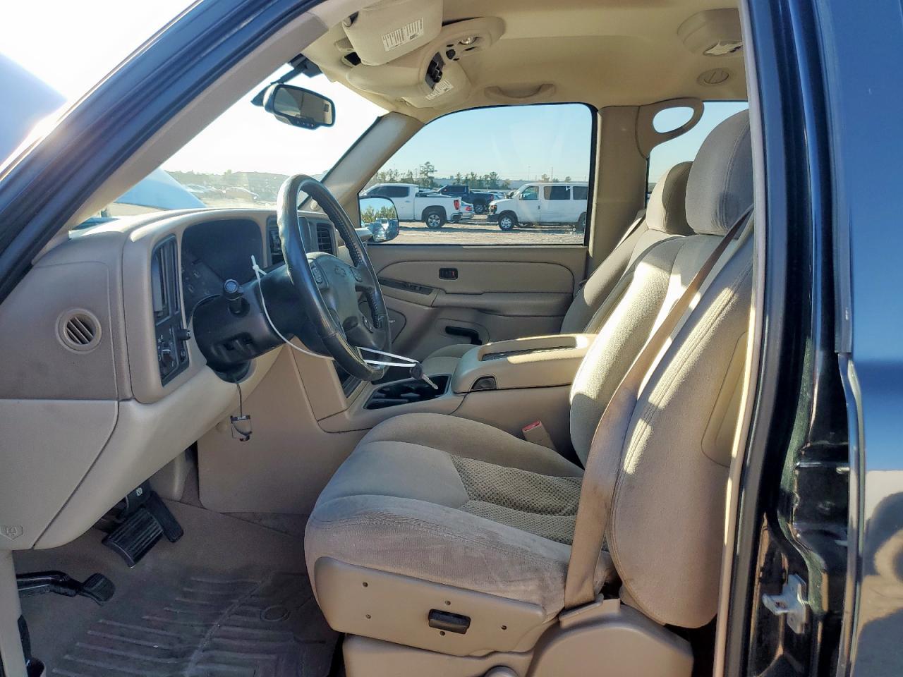 2004 Chevrolet Tahoe C1500 VIN: 1GNEC13Z64R197942 Lot: 87226565