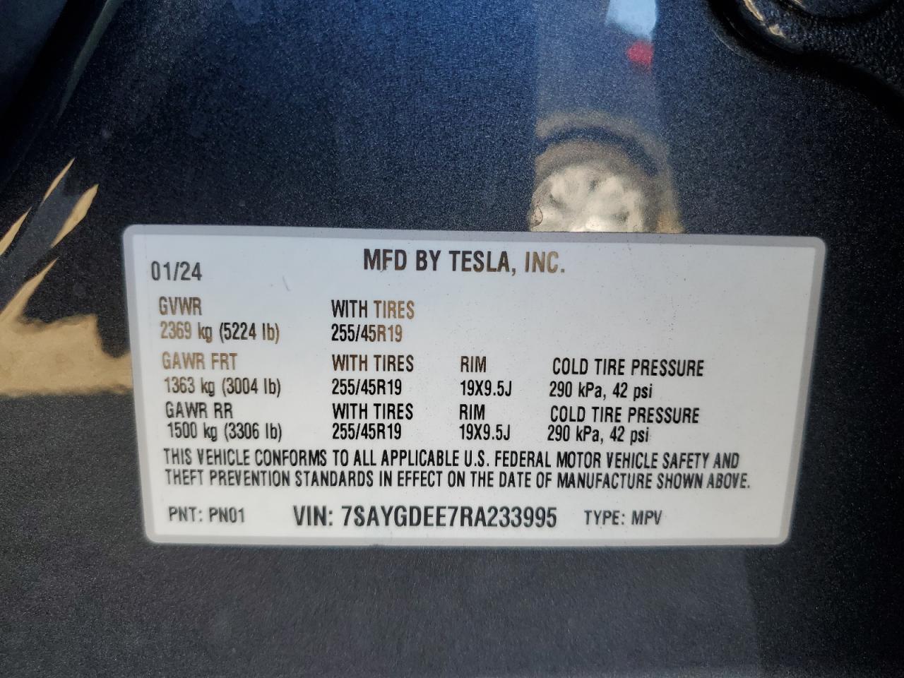 2024 Tesla Model Y VIN: 7SAYGDEE7RA233995 Lot: 84012835