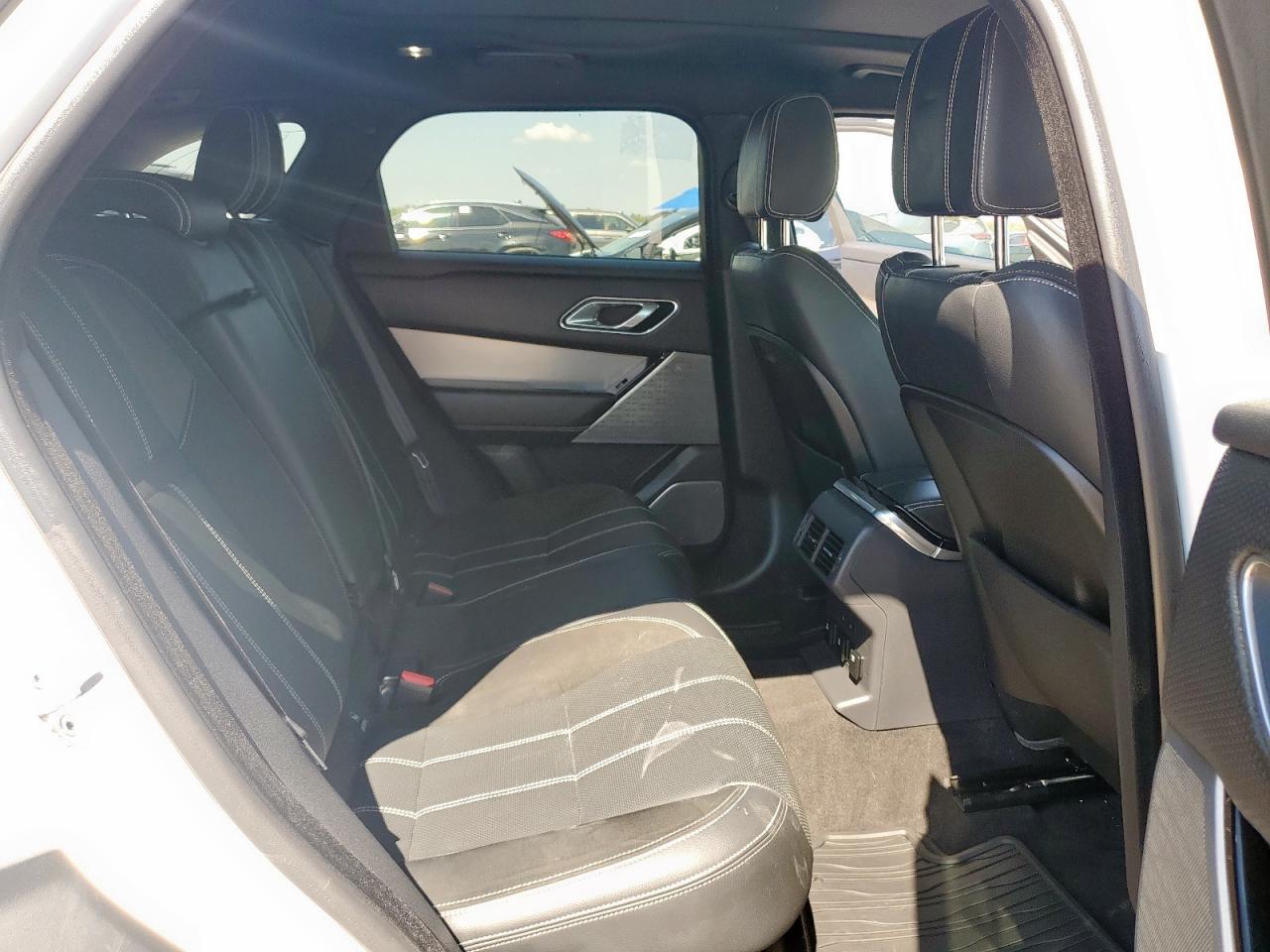 2018 Land Rover Range Rover Velar R-Dynamic Se VIN: SALYL2RN3JA714357 Lot: 85308785
