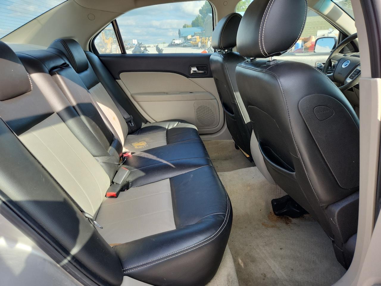 2007 Mercury Milan Premier VIN: 3MEHM02147R662203 Lot: 85724175