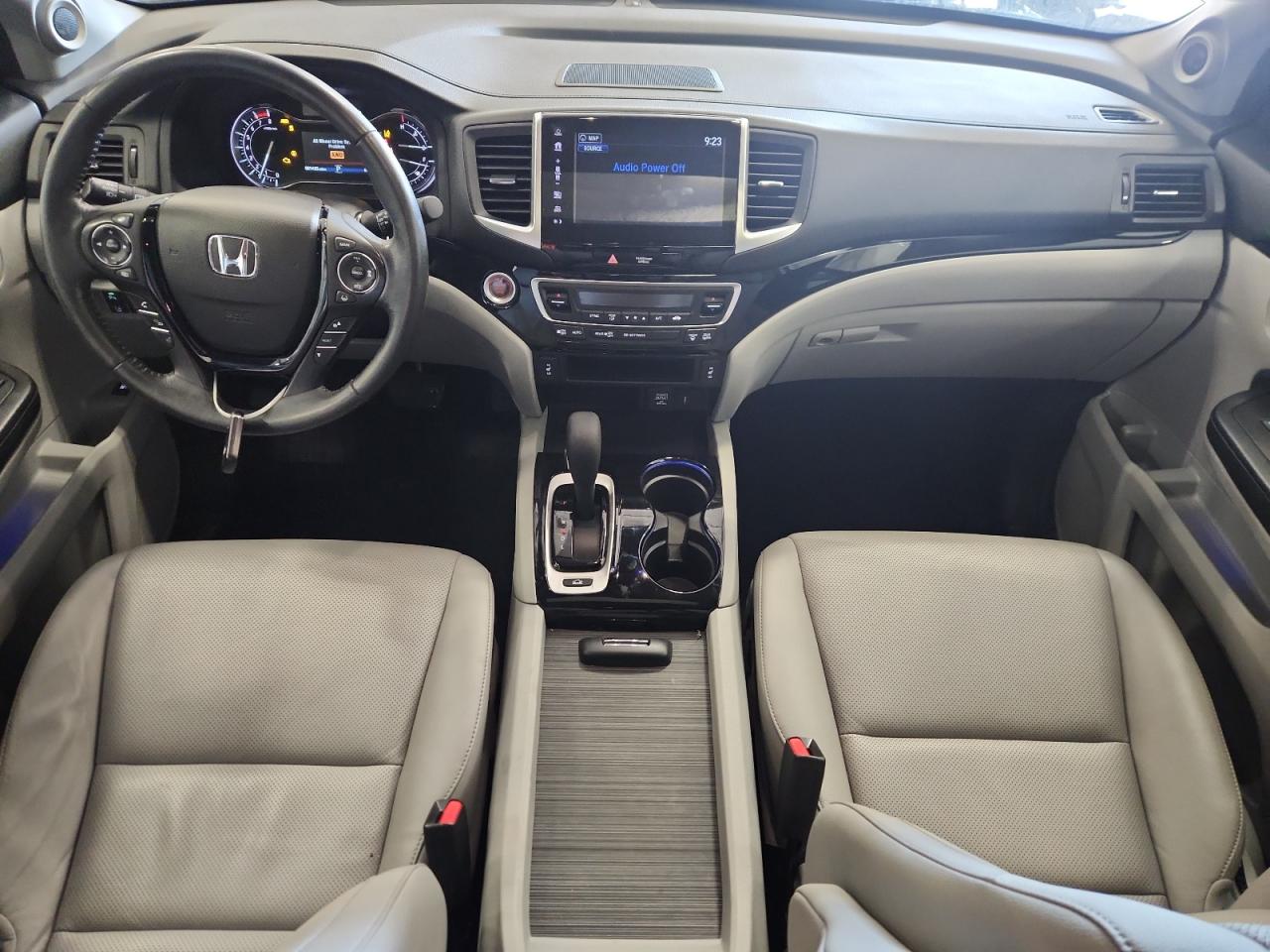 2017 Honda Ridgeline Rtl VIN: 5FPYK3F77HB035142 Lot: 89929275