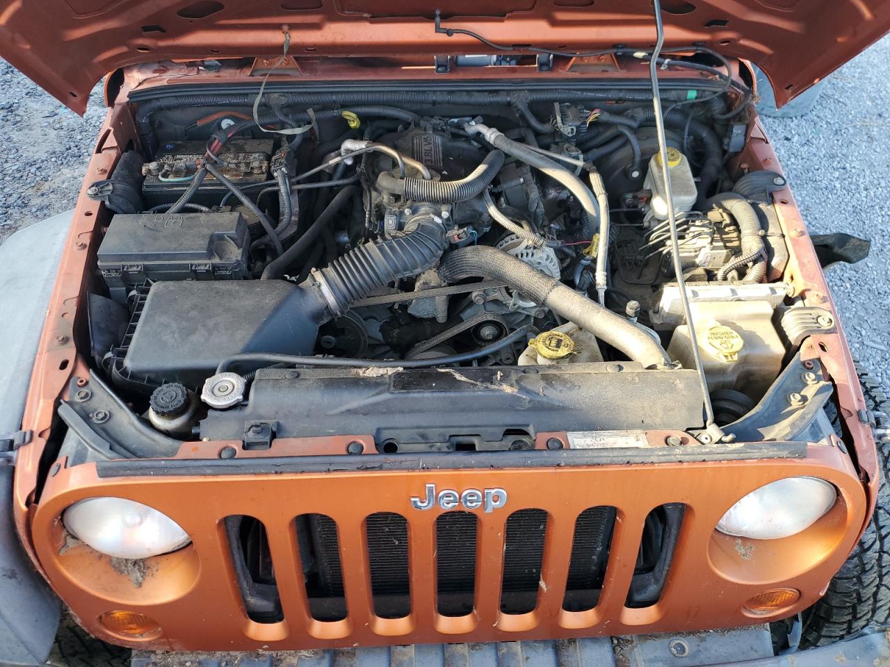 2011 Jeep Wrangler Unlimited Sport VIN: 1J4HA3H16BL500805 Lot: 84411795