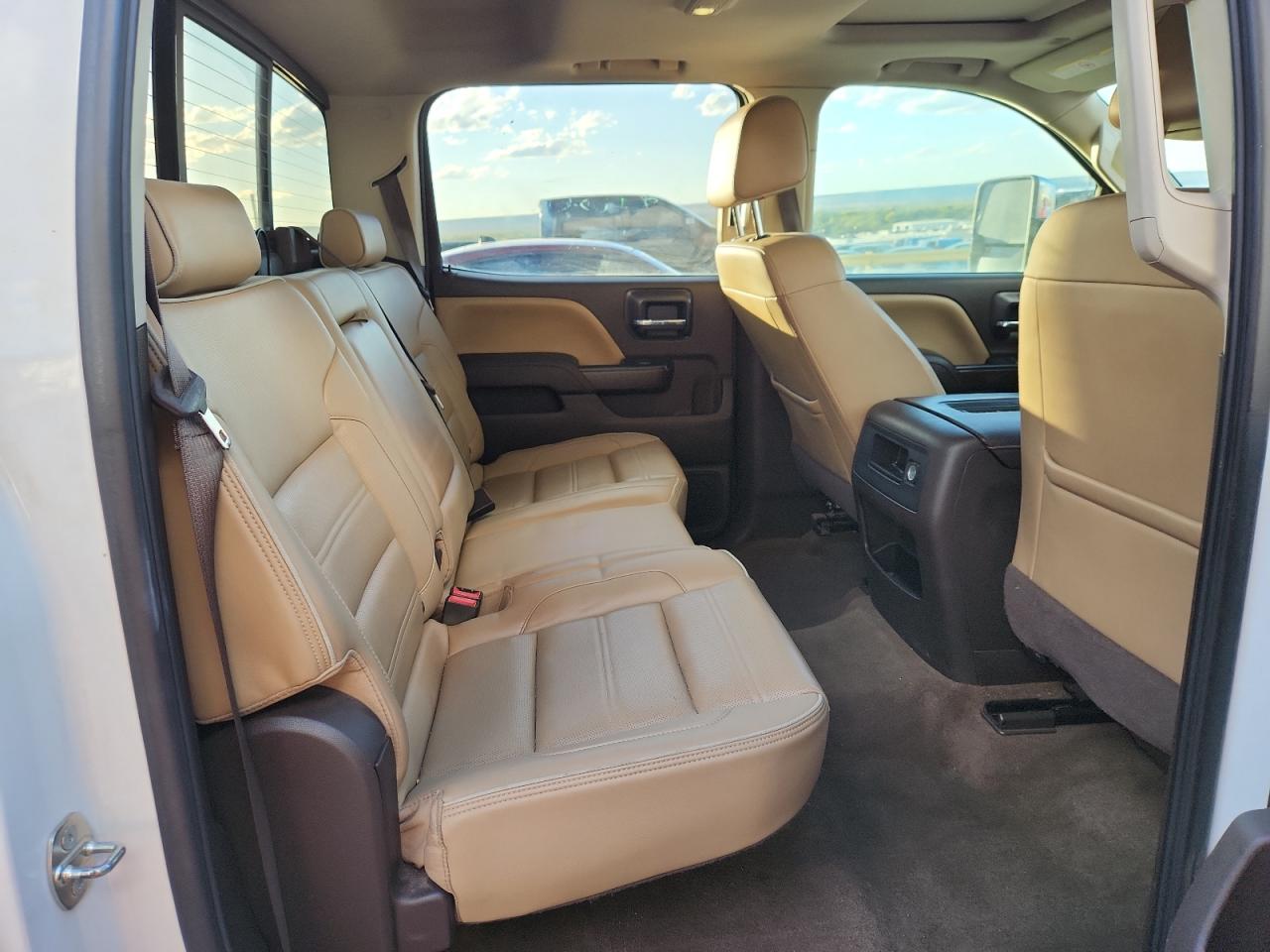 2017 GMC Sierra K2500 Denali VIN: 1GT12UEY0HF100807 Lot: 87232565