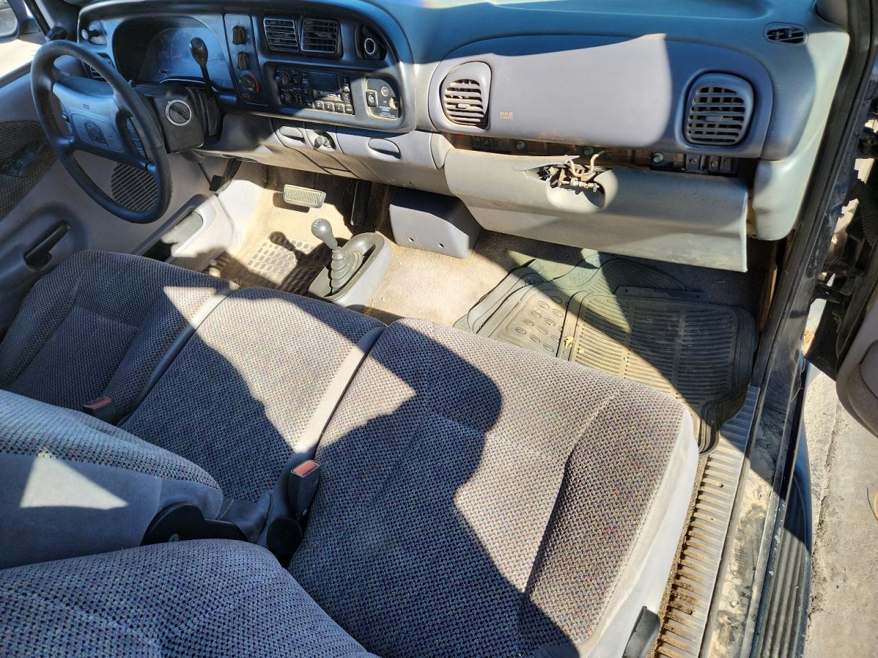 1998 Dodge Ram 1500 VIN: 1B7HF13Z1WJ105456 Lot: 87305285