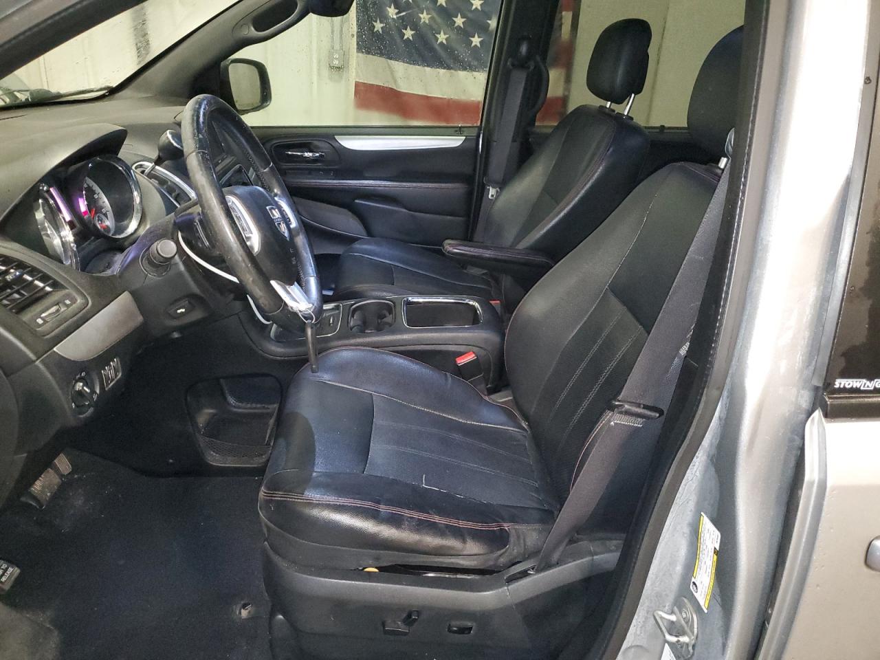 2013 Dodge Grand Caravan R/T VIN: 2C4RDGEG0DR765957 Lot: 89531835