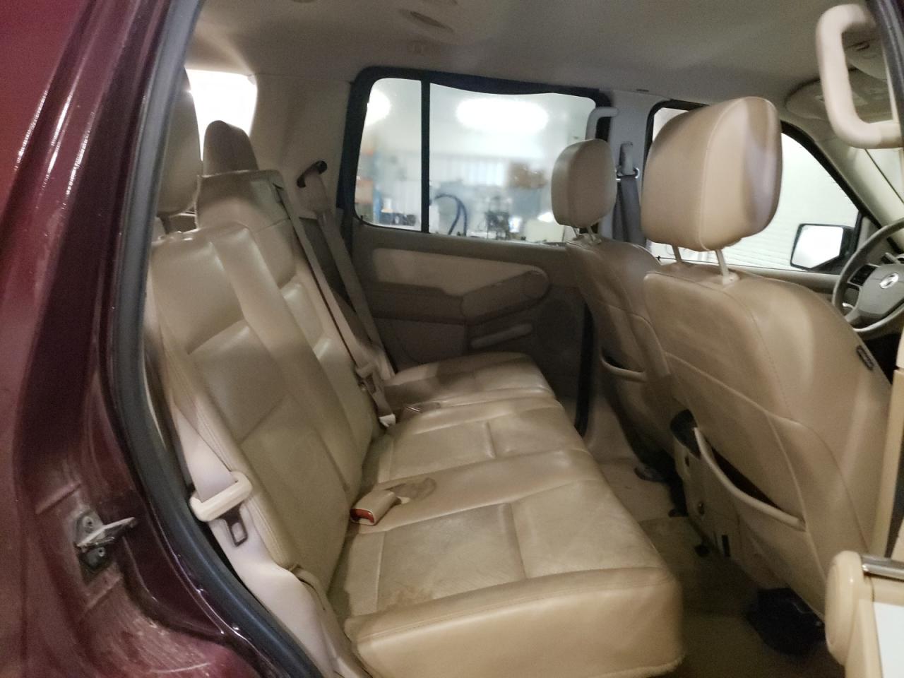 2007 Mercury Mountaineer Luxury VIN: 4M2EU47E27UJ17370 Lot: 85285265