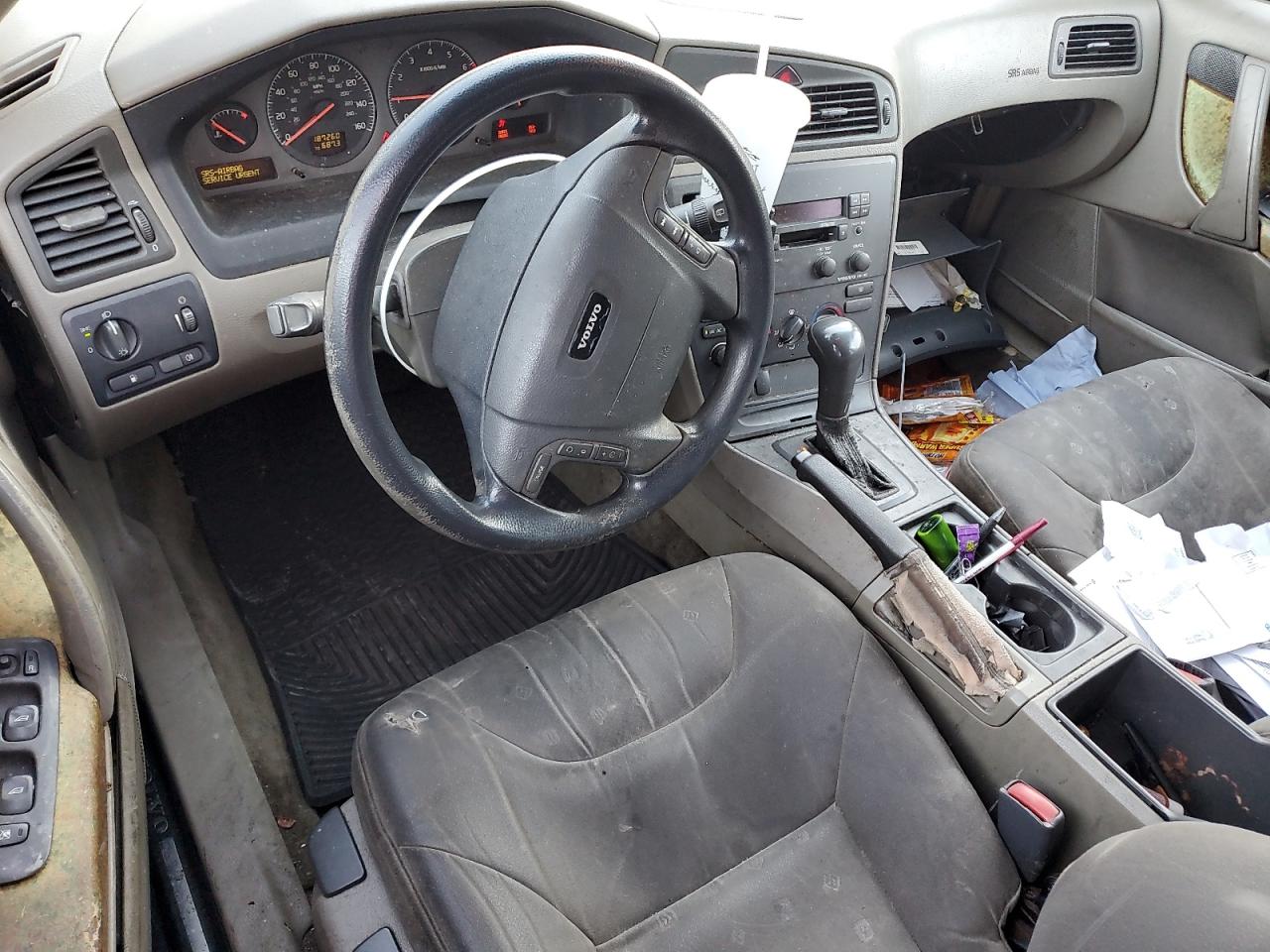 2001 Volvo V70 VIN: YV1SW61R011116151 Lot: 82431115