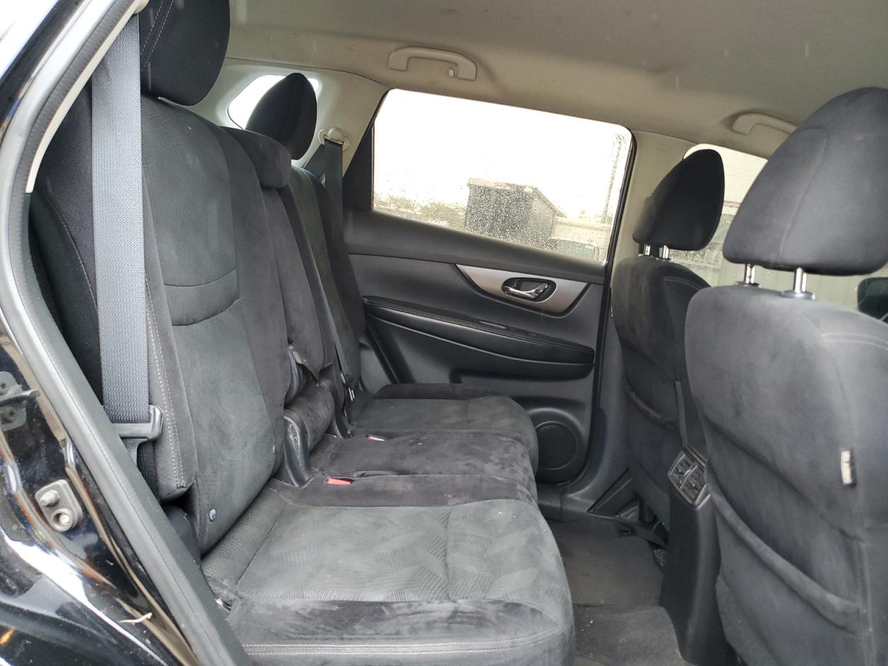 2014 Nissan Rogue S VIN: 5N1AT2MT8EC768807 Lot: 85592375