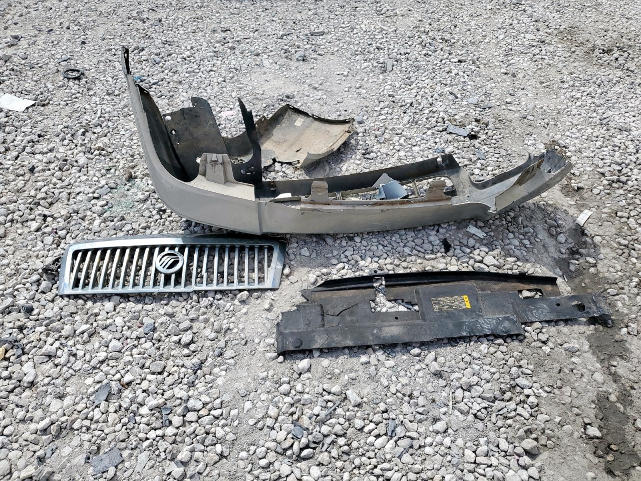 2011 Mercury Grand Marquis Ls VIN: 2MEBM7FV6BX601554 Lot: 85378595