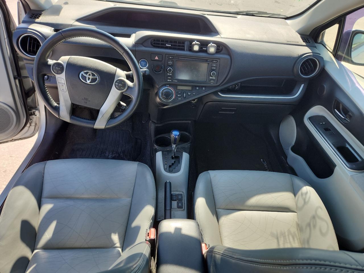 2014 Toyota Prius C VIN: JTDKDTB37E1071476 Lot: 86231215