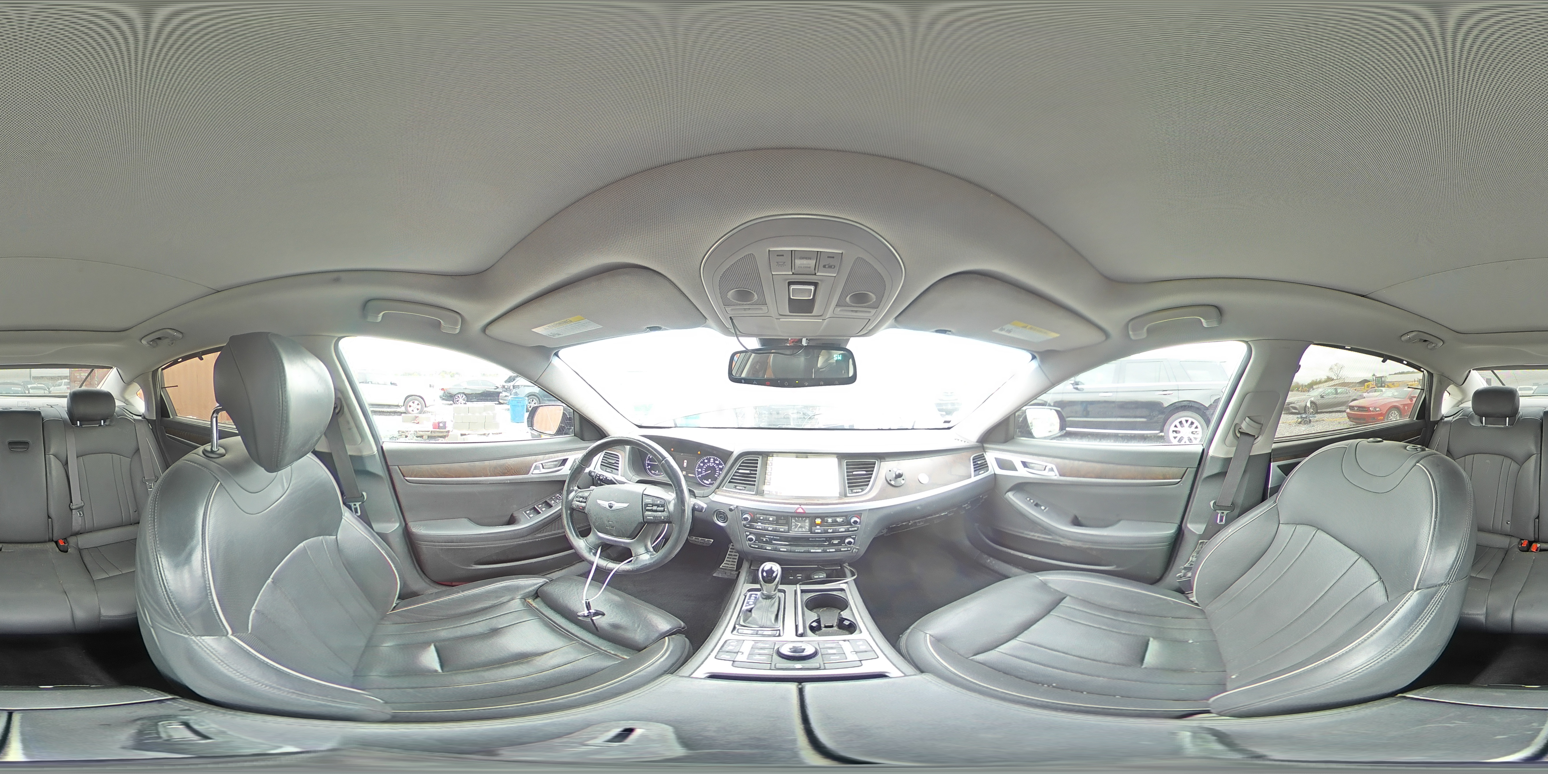 2015 Hyundai Genesis 5.0L VIN: KMHGN4JF3FU015678 Lot: 90056515