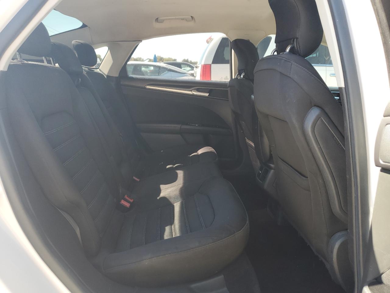 2015 Ford Fusion Se VIN: 3FA6P0H73FR117593 Lot: 87113185