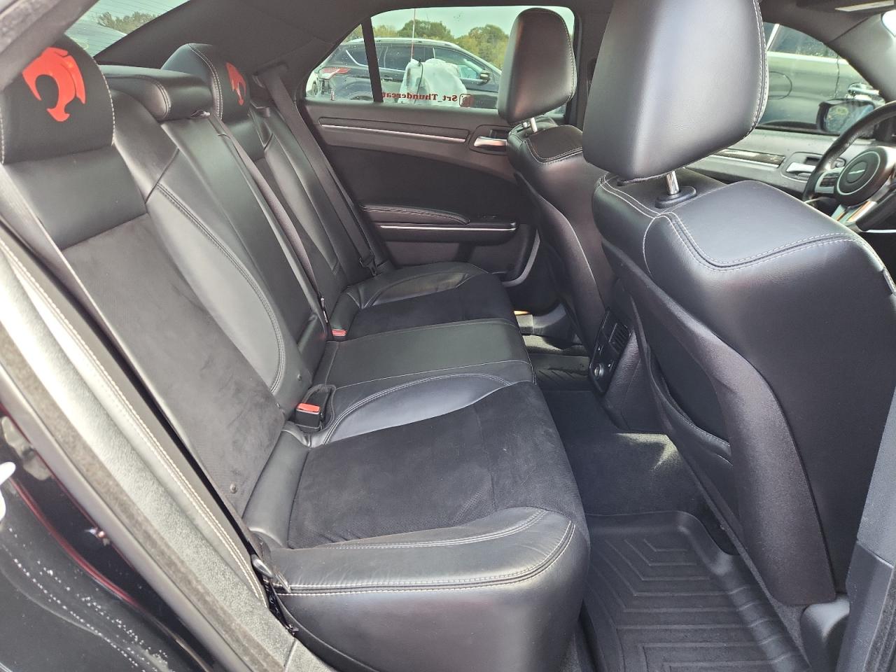 2012 Chrysler 300 Srt-8 VIN: 2C3CCAFJ8CH800768 Lot: 85365035