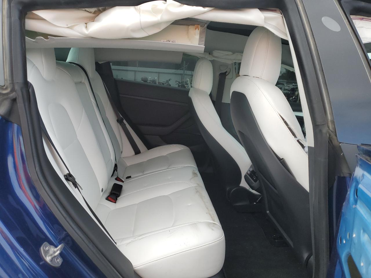 2022 Tesla Model 3 VIN: 5YJ3E1EB1NF277635 Lot: 85372175