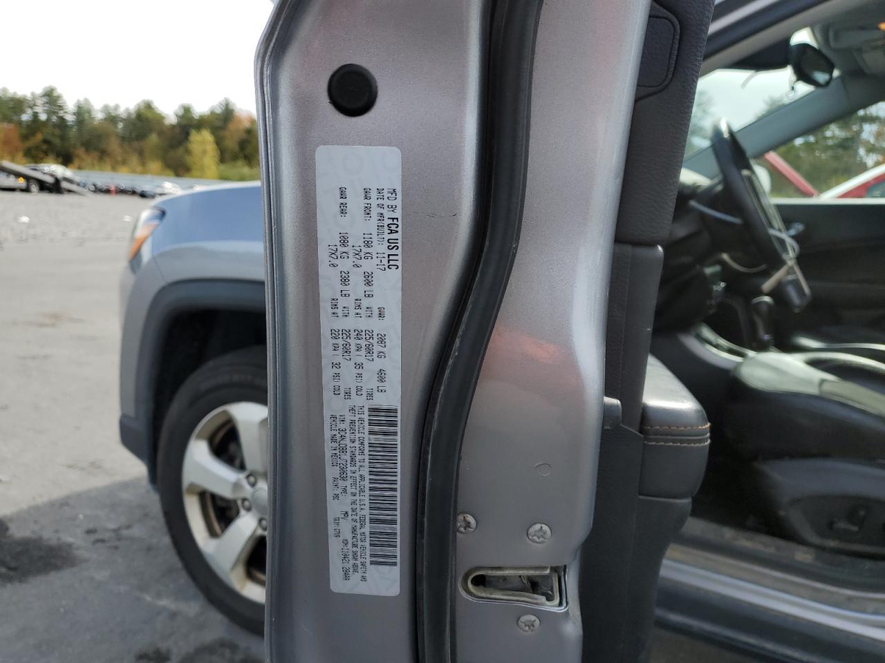 2018 Jeep Compass Latitude VIN: 3C4NJDBB1JT230630 Lot: 82484575