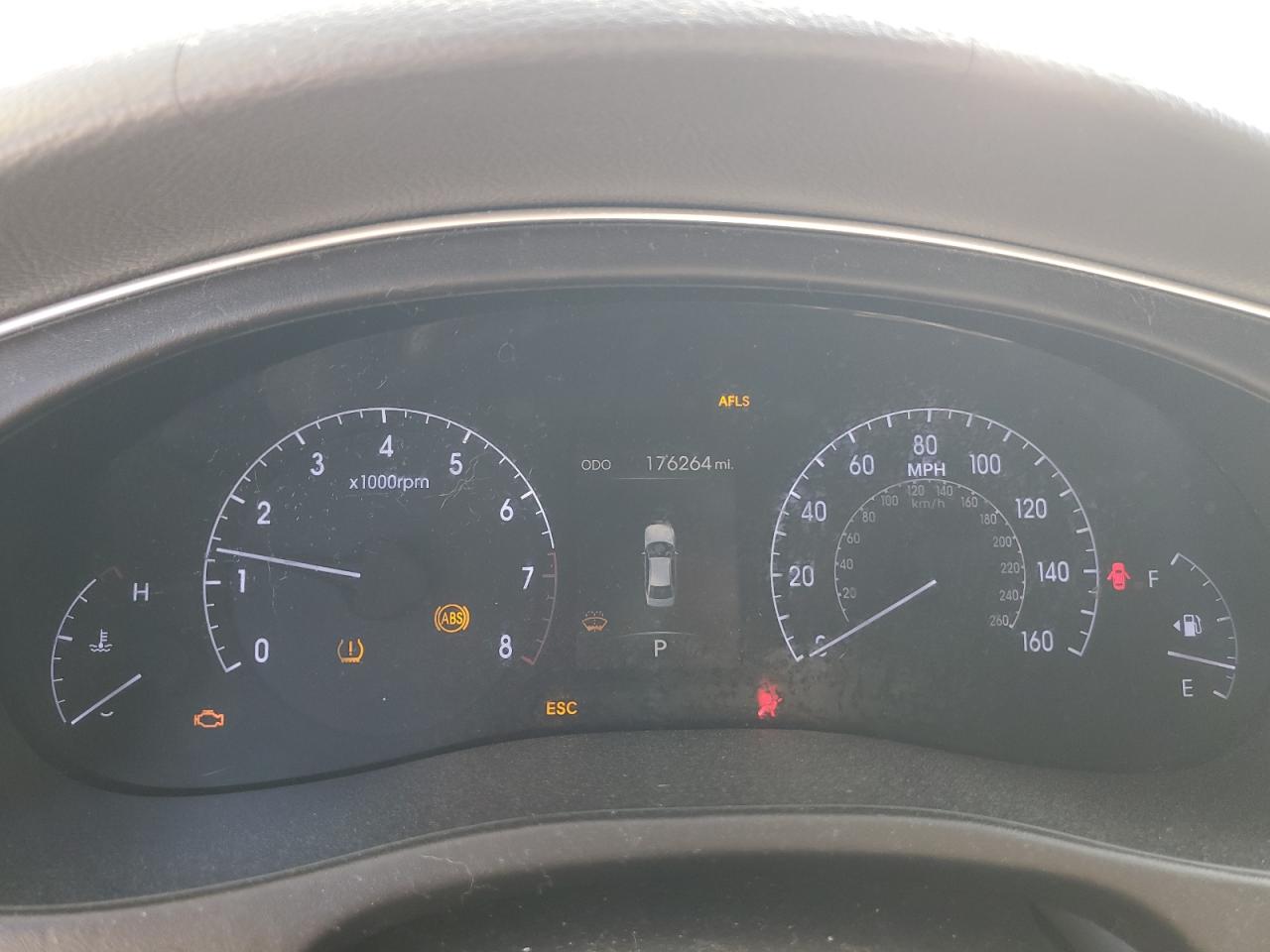 2012 Hyundai Genesis 3.8L VIN: KMHGC4DD4CU207218 Lot: 82463895