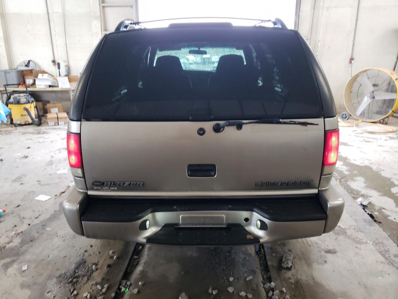 2001 Chevrolet Blazer VIN: 1GNCS13W412148856 Lot: 90370075