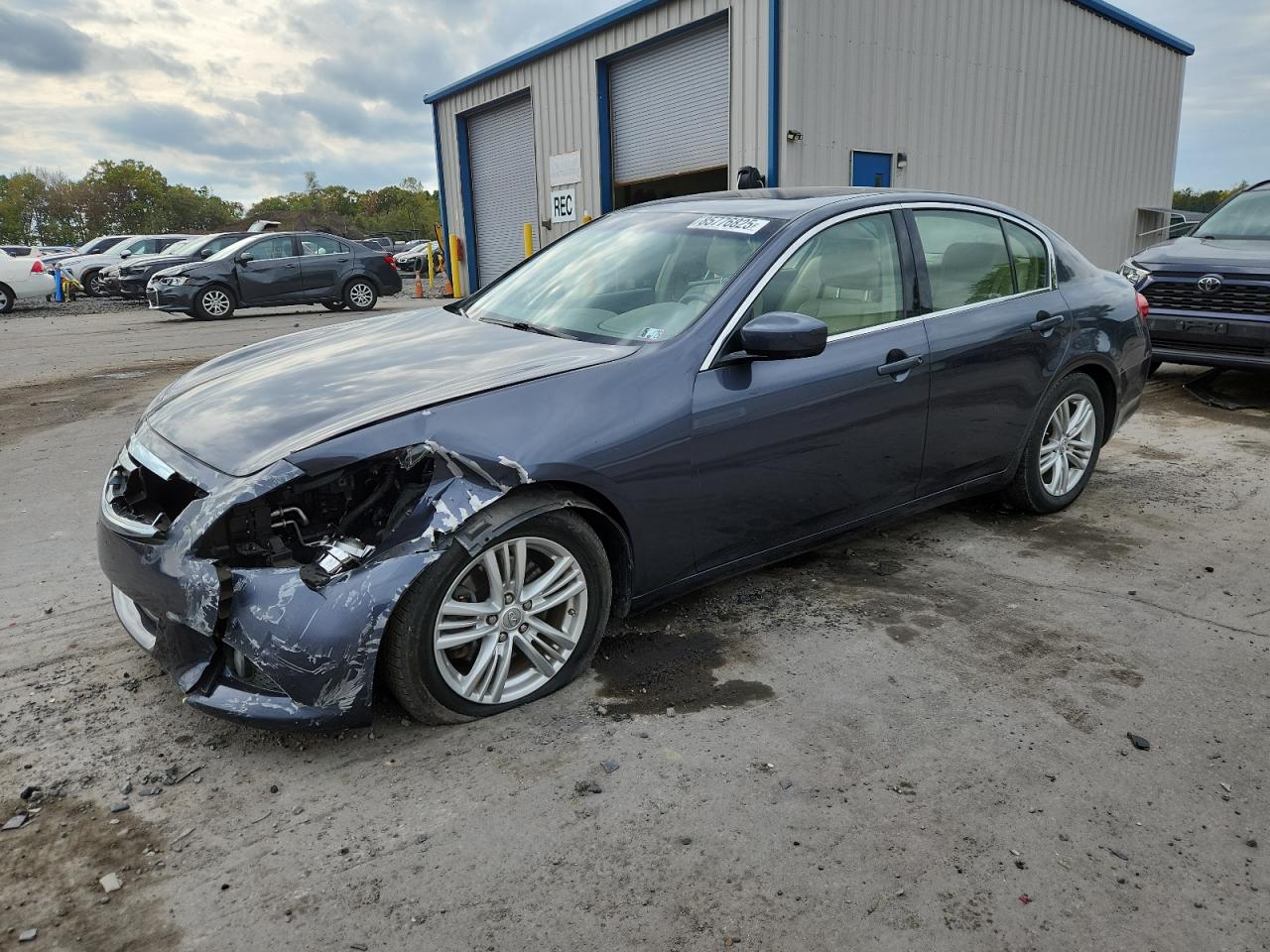 2012 Infiniti G37