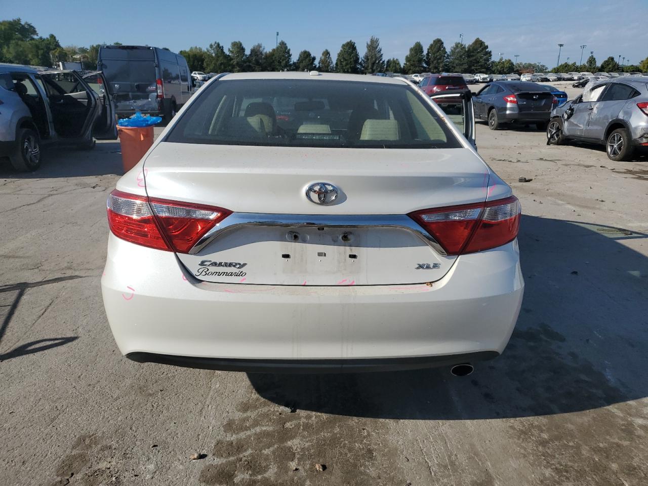2017 Toyota Camry Le VIN: 4T1BF1FK9HU645882 Lot: 82266275