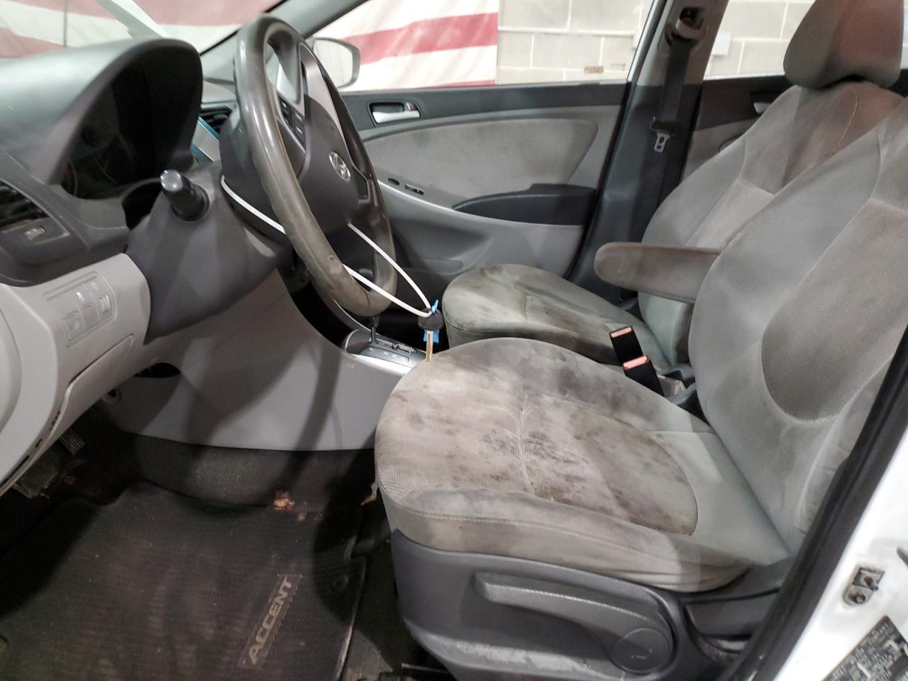 2013 Hyundai Accent Gls VIN: KMHCT5AE6DU102716 Lot: 84627125