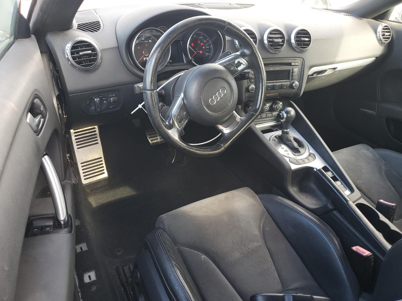 2008 Audi Tt 2.0T Premium VIN: TRUNF38J481047921 Lot: 82618275