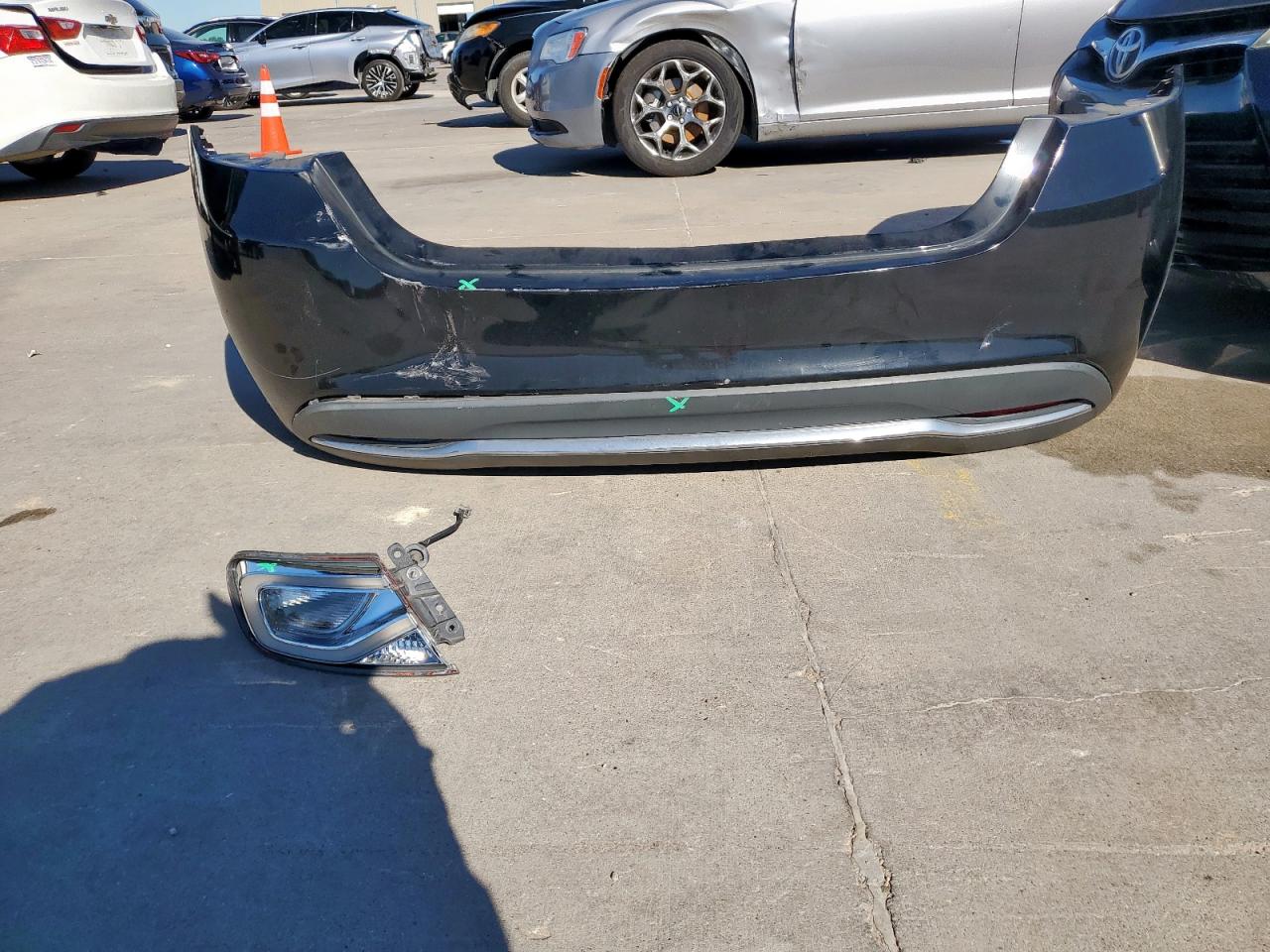 2016 Chrysler 200 Limited VIN: 1C3CCCAB7GN191925 Lot: 90613405