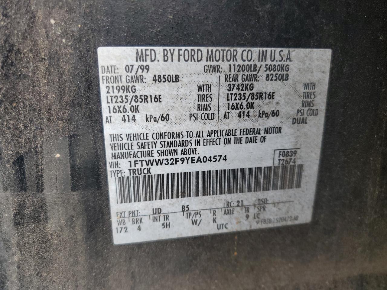 2000 Ford F350 Super Duty VIN: 1FTWW32F9YEA04574 Lot: 82201145