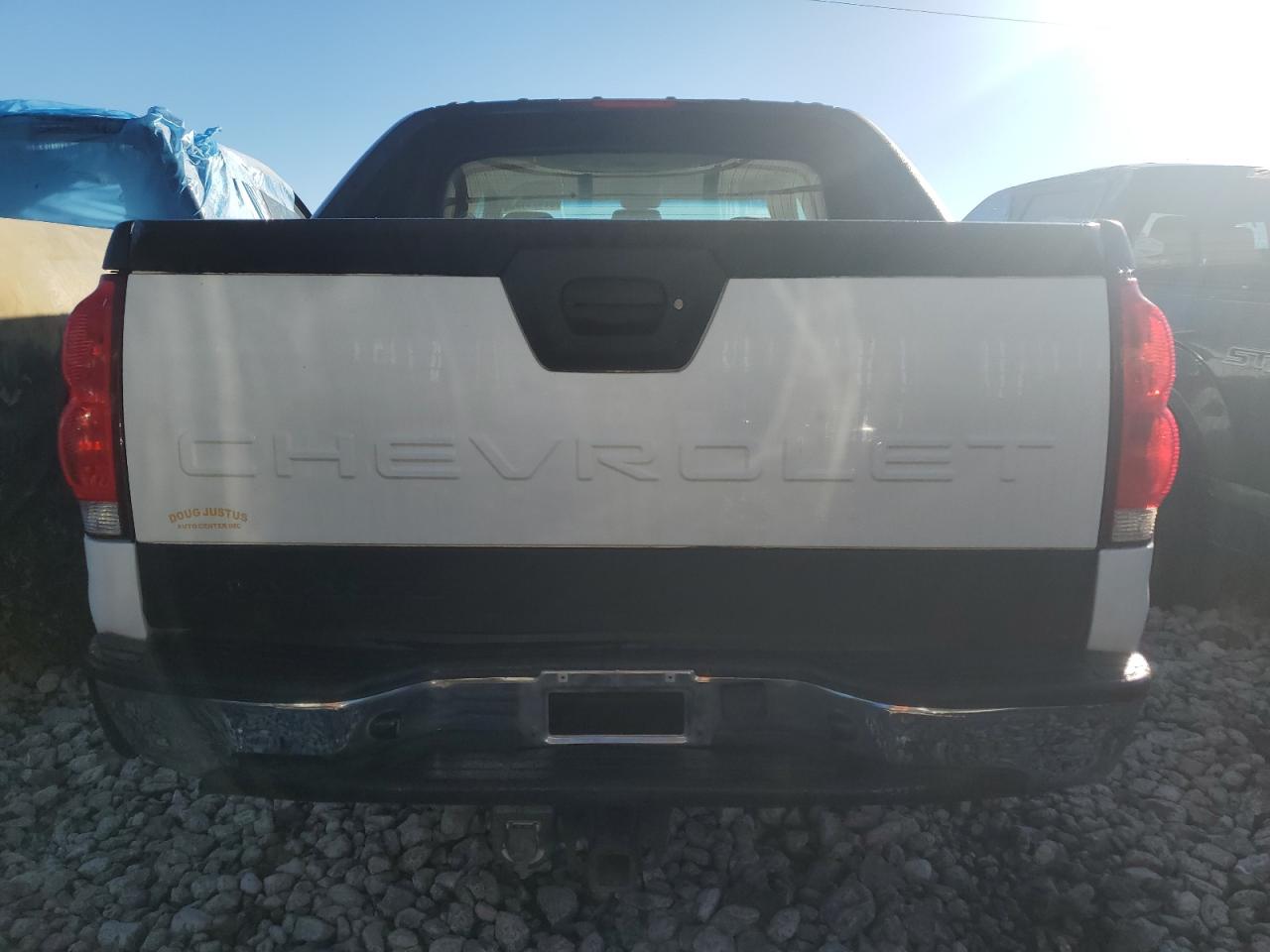2005 Chevrolet Avalanche C1500 VIN: 3GNEC12Z15G228226 Lot: 82471175