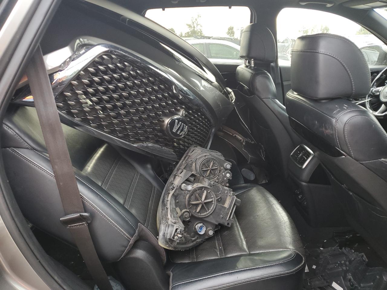 2017 Kia Sorento Sx VIN: 5XYPK4A55HG231461 Lot: 85872175